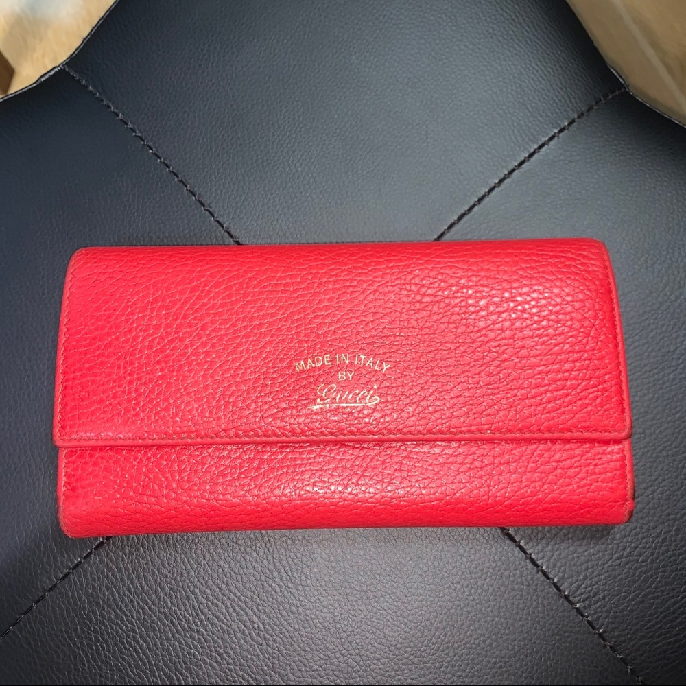 Vintage Authentic GUCCI Swing Leather Wallet